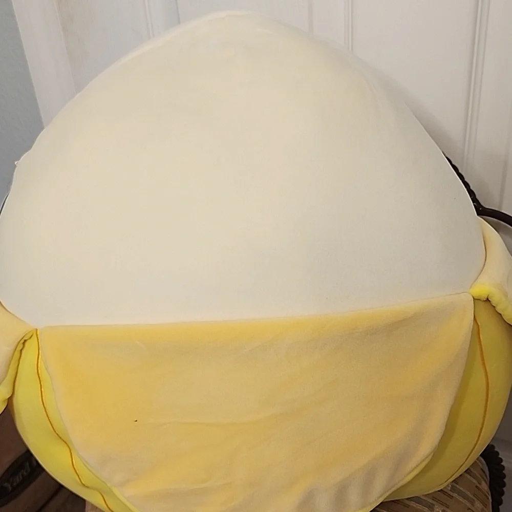 SQUISHMALLOWS "JUNIE" - Picture 4 of 9